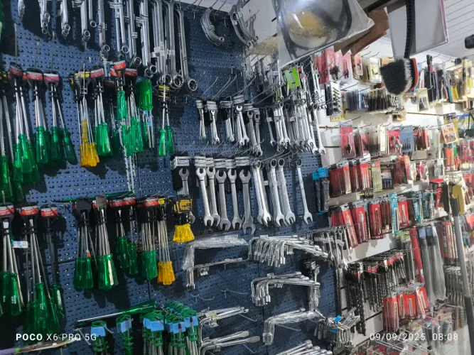 VENDO ESTOQUE LOJA FERRAMENTAS EM GERAL
