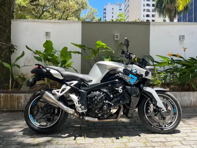 BMW K1200R - Impecável