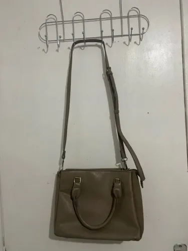 Bolsa de ombro marrom Satinato