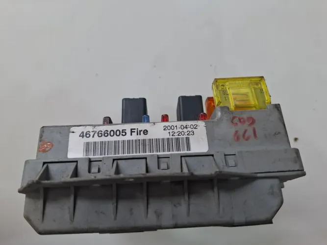 Caixa de fusível Fiat Palio 1.0 46766005