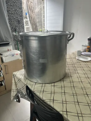 Caldeirão Industrial de Alumínio 45 cm 68 Litros Reforçado.
