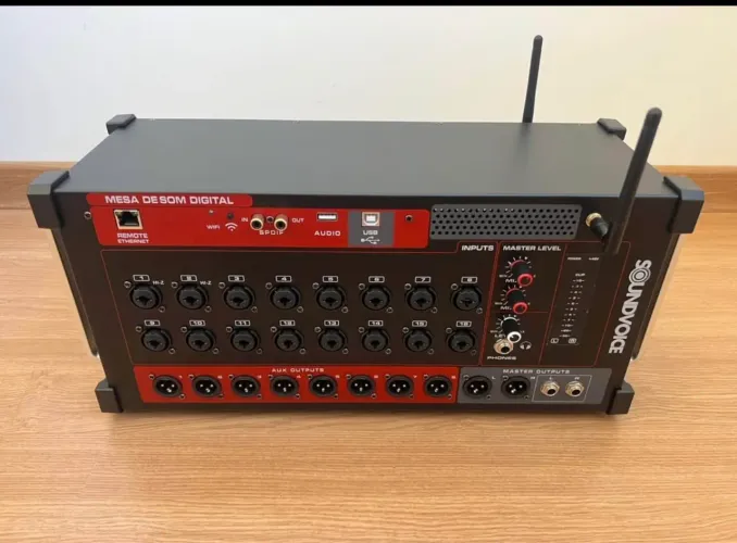 Mesa de Som Digital 16 Canais Multipista