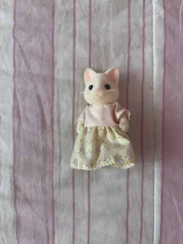 mae gata primavera sylvanian families