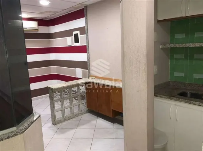 Salas comerciais Perto do vianense e do Guanabara