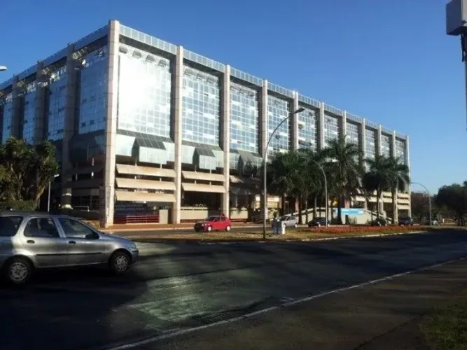 Sala Comercial Edif. Brasília Rádio Center. 702 Norte (Asa Norte). Direto Com Proprietário