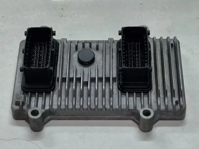 MÓDULO INJEÇÃO FIAT PALIO/UNO 1.0 8V 2012-2015 55249044 ORIGINAL TESTADO - **R$ 480**