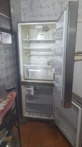 Geladeira BRASTEMP Frost Free