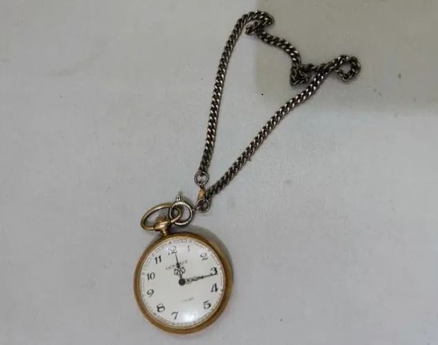 Relógio de Bolso Mondaine 17 Rubis