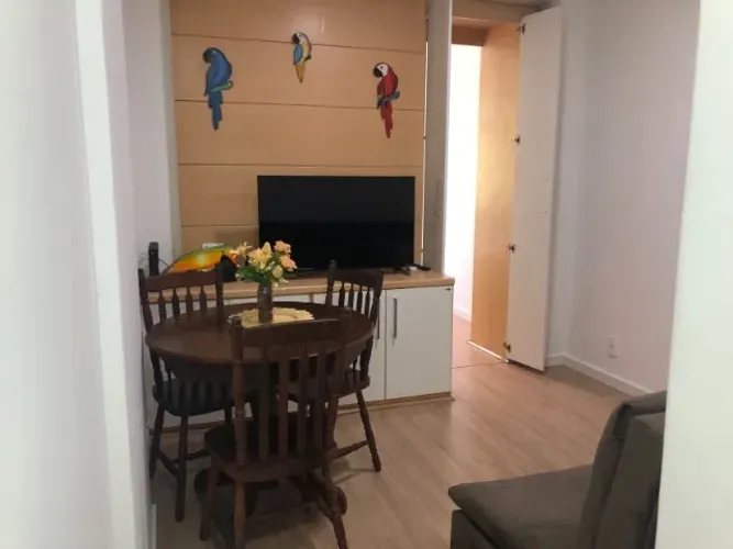 QUARTO E SALA SEMI MOBILIADO