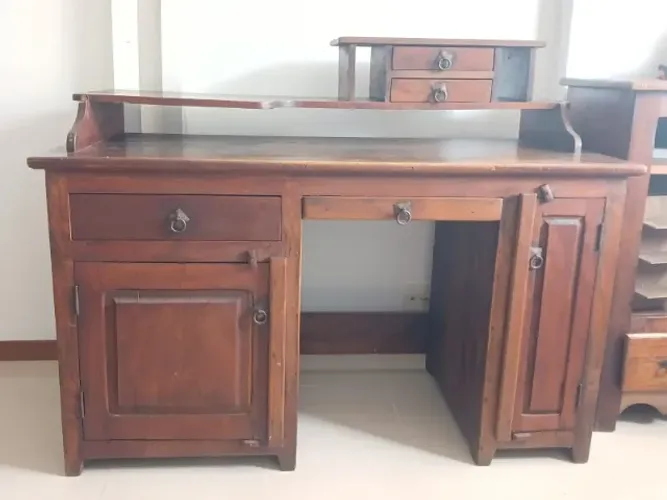 ESCRIVANINHA ESTILO RÚSTICO MADEIRA MACIÇA