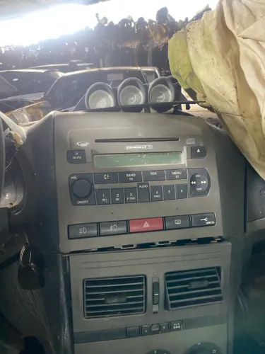 Rádio original fiat ideia 