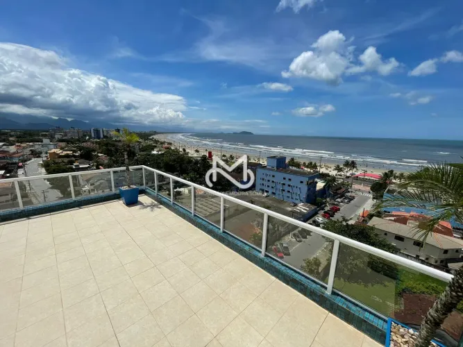 Cobertura com vista para o mar no Centro de Bertioga/SP