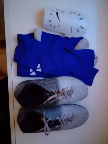 Chuteira 41 da umbro kit