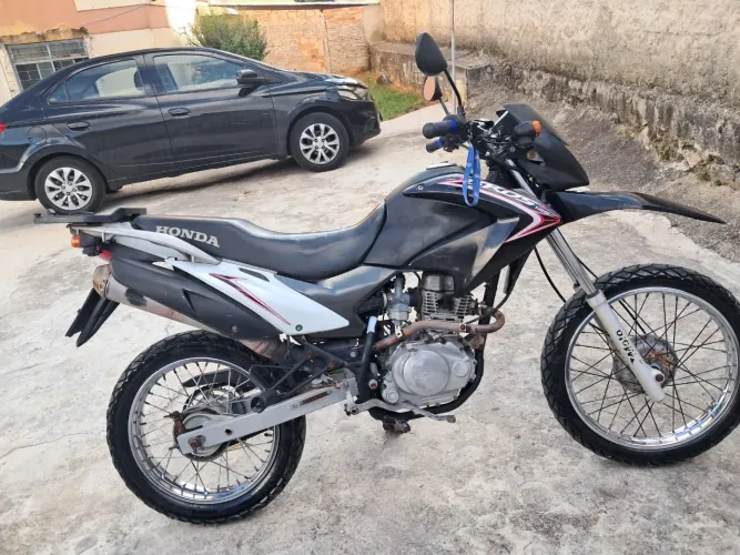 Bros 125 es 2015