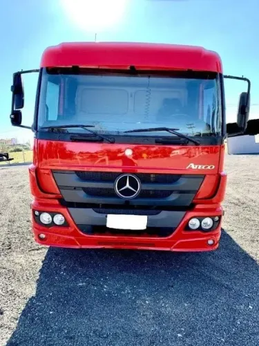 Atego 2426 Carroceria 2017