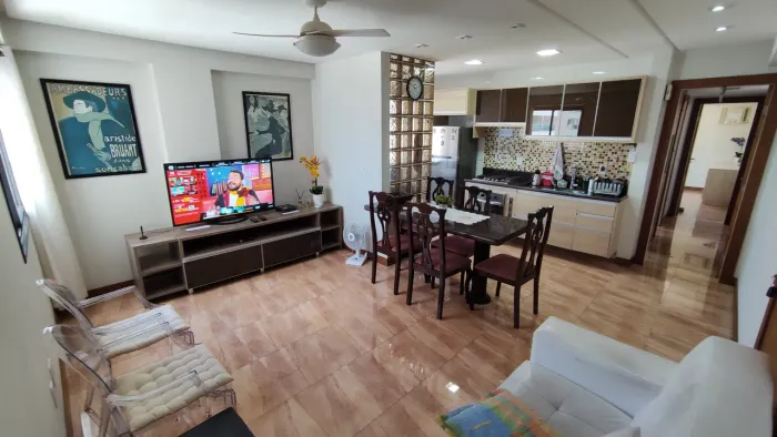 Apartamento 2 quartos c/suíte, internet e SKY ótima localização Praia do Morro