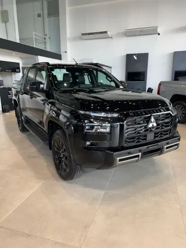 Mitsubishi TRITON Katana 2.4 CD 4X4 TB Diesel Aut. 2026