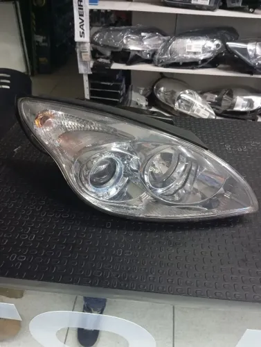 Farol i30 direito 2009 a 2012
