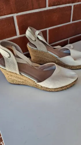 AnaBela Cru - 35