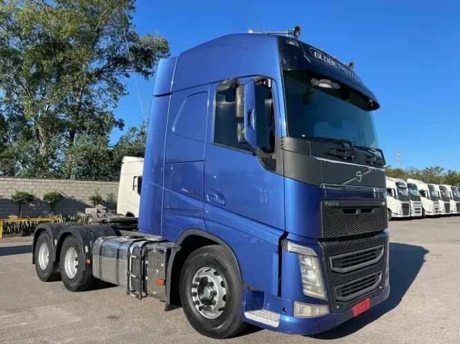 Volvo FH 540 6x4 Globetrotter i-Shift 2019 C/ acabamento LC