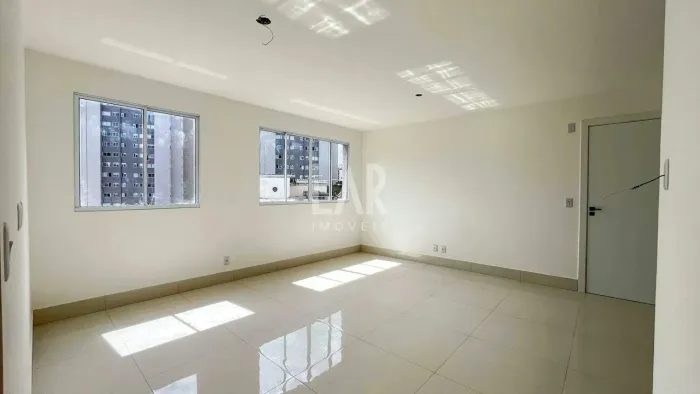 Apartamento à venda, 2 quartos, 2 suítes, 2 vagas, Vila Paris - Belo Horizonte/MG