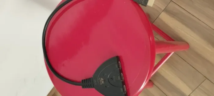 ADAPTADOR USB E SUPORTE DE PAREDE PARA TV