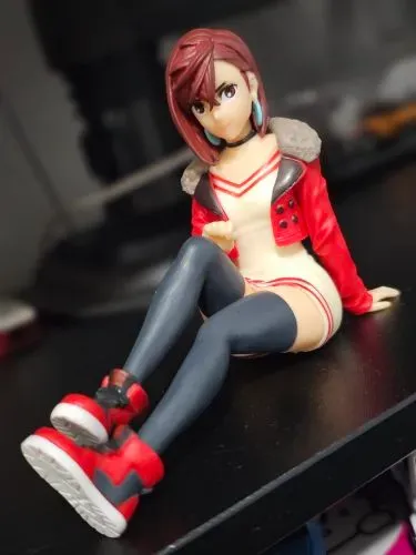 Momo Ayase