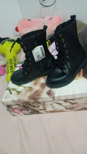 Bota infantil número 28