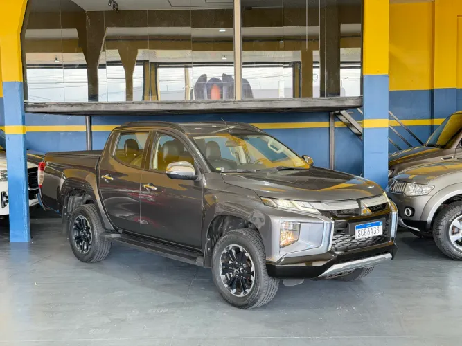 Mitsubishi L200 Triton Sport HPE 2.4 CD Diesel Aut. 2023