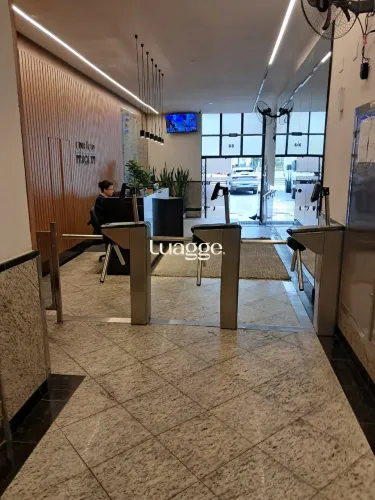 Conjunto/Sala para Venda - 57m² privativos no Centro Histórico