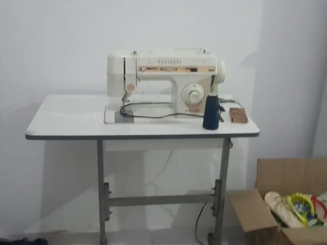 Máquina de costura