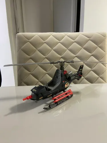 Helicóptero de Ataque Comandos em Ação - Estrela