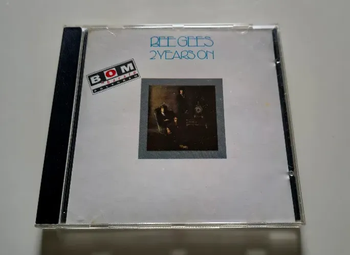 CD Bee Gees - 2 Years On  - Polydor Poltgram - Ind. Brasileira