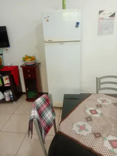 Vendo geladeira duplex 200 reais pra vende logo
