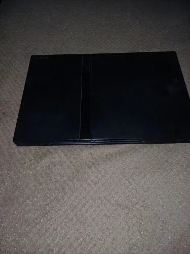 Playstation 2 Slim sem controle e sem os cabos usado + 1 jogo
