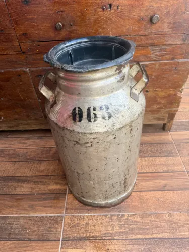 Leiteira lata leite antiga reforçada 