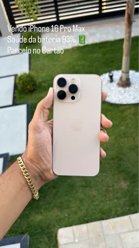 iPhone 16 Pro Max