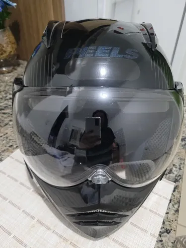 CAPACETE PEELS MIRAGE CLASSIC - Semi Novo - R$ 400,00