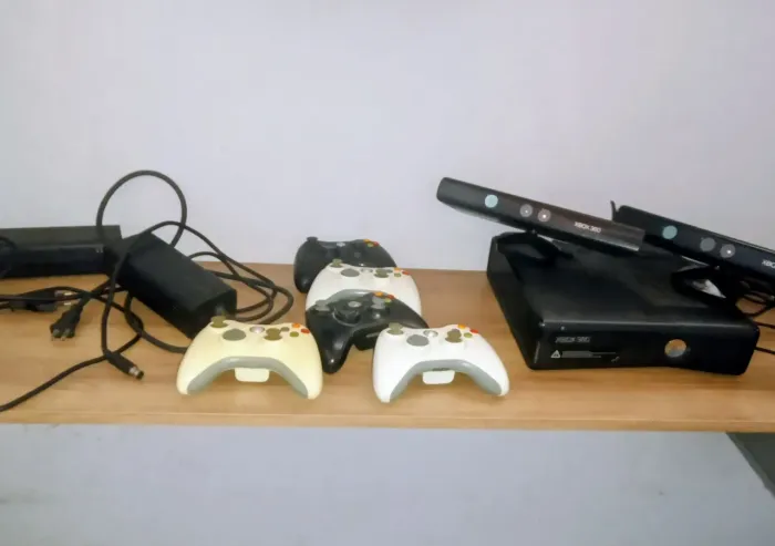 X Box 360 Slim 