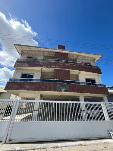 APARTAMENTO TÉRREO COM SUÍTE E ÁREA EXTERNA - INGLESES