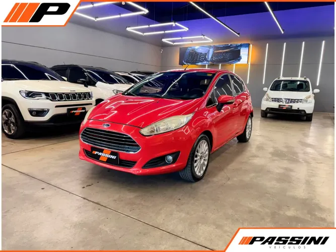 Ford Fiesta 1.6 SE Hatch 16V Flex 4P Powershift 2014