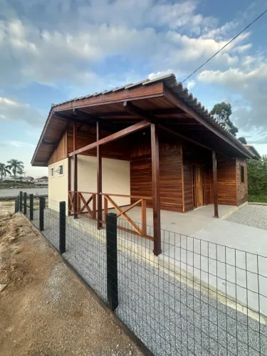 Casa para Venda em Paulo Lopes, Centro, 2 dormitórios, 1 banheiro, 1 vaga