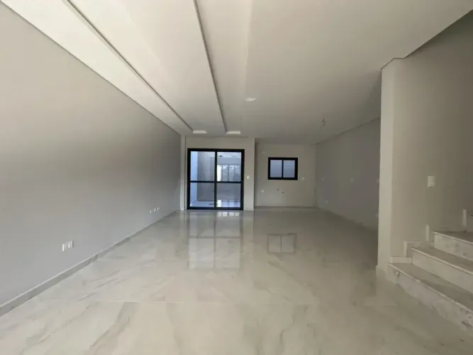 Térrea para venda possui 152 metros quadrados com 2 quartos em Granja Viana - Cotia - SP