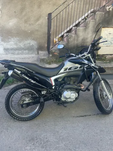 Vendo ou troco por carro