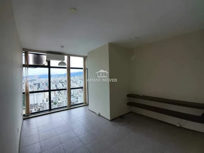 Sala Comercial à Venda | 48 m² no Luxemburgo - Centro-Sul