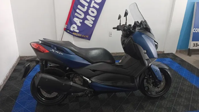 X MAX 250 2021