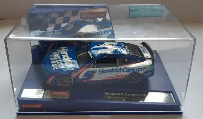 Carro de Autorama Carrera Digital 132 - NASCAR Camaro NextGen ZL1, Kyle Larson (20032004)