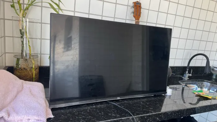 TV Smart AOC 32 Polegadas - Excelente Estado