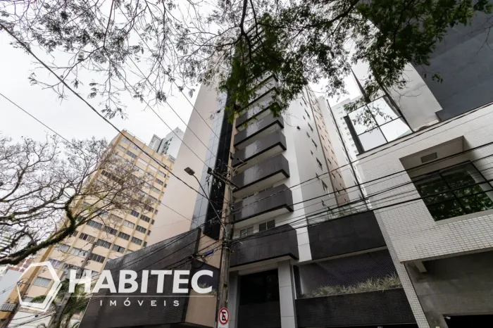 Apartamento com 2 quartos no Batel - Ed Hannover - HT2378