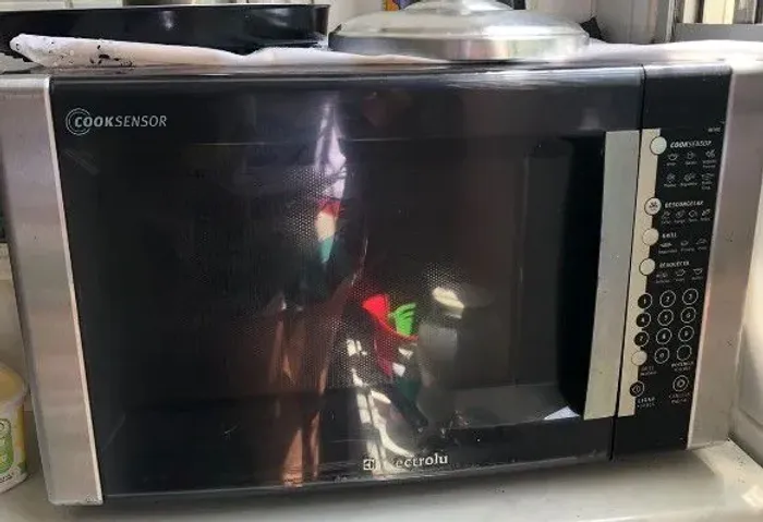 Microondas 220wts